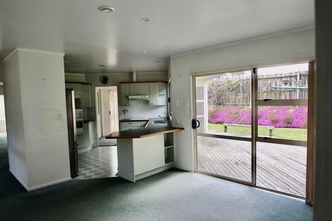 Photo of property in 78 Goodwood Drive, Goodwood Heights, Auckland, 2105