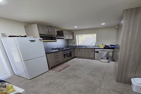 Photo of property in 19 Brunton Place, Glenfield, Auckland, 0629