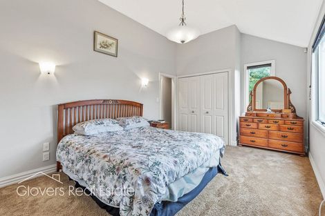 Photo of property in 23a Woodfern Crescent, Titirangi, Auckland, 0604