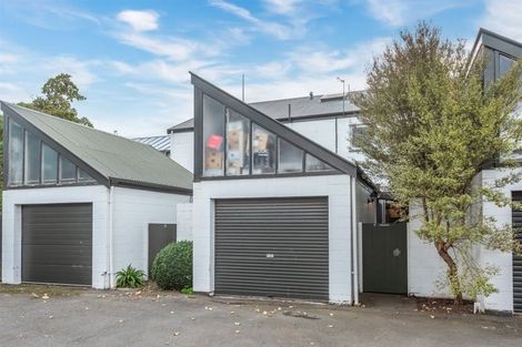 Photo of property in 5/99 Aikmans Road, Merivale, Christchurch, 8014