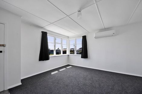 Photo of property in 2 Waihi Road, Hawera, 4610