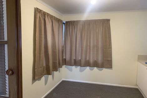 Photo of property in 41 Parrs Cross Road, Henderson, Auckland, 0612