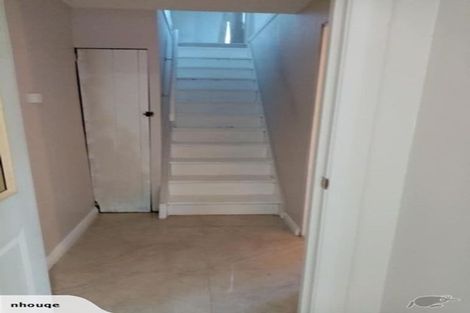 Photo of property in 52 Chamberlain Road, Karori, Wellington, 6012