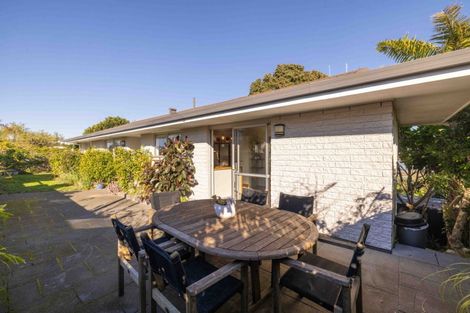Photo of property in 16 Sunny Bay Road, Matua, Tauranga, 3110