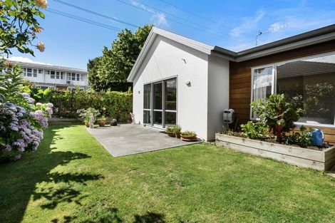 Photo of property in 92 Neale Avenue, Stoke, Nelson, 7011