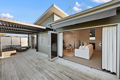 Photo of property in 7 Tarrango Way, Rototuna, Hamilton, 3210