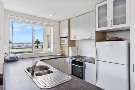 Photo of property in 18/12 Maunganui Road, Mount Maunganui, 3116