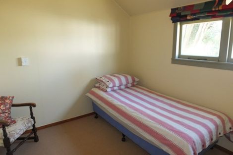 Photo of property in 22 Dewe Terrace, Foxton Beach, Foxton, 4815