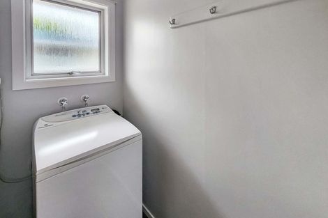 Photo of property in 2 Ferretti Grove, Avalon, Lower Hutt, 5011