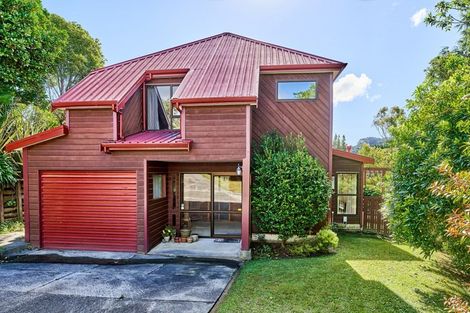 Photo of property in 3 Picketboat Lane, Whitby, Porirua, 5024