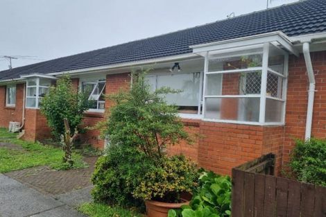 Photo of property in 4/134 Onewa Road, Northcote, Auckland, 0627