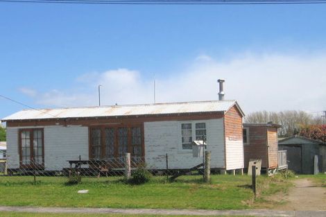 Photo of property in 37 Rangatira Drive, Mangakino, 3421