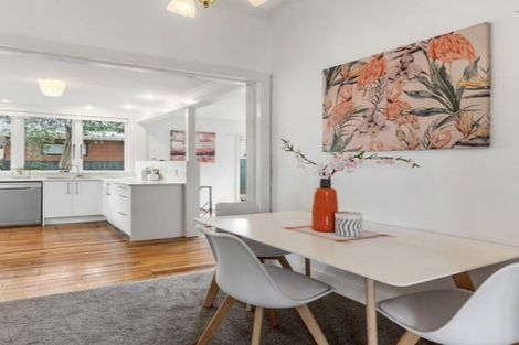 Photo of property in 14 Huapai Street, Onehunga, Auckland, 1061