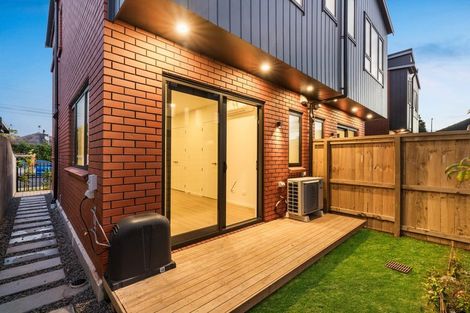 Photo of property in 6/45 Smythe Road, Henderson, Auckland, 0612