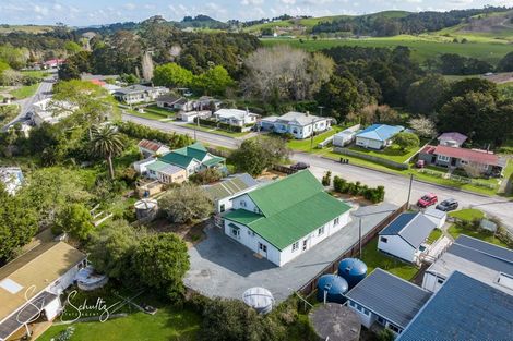 Photo of property in 12 Franklin Road, Paparoa, 0571
