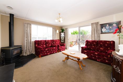 Photo of property in 15a Meadowbrook Drive, Cloverlea, Palmerston North, 4412