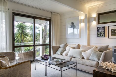 Photo of property in 47 Grand View Road, Leigh, 0985