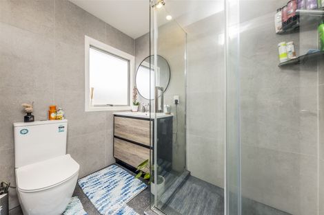 Photo of property in 8 Pesaro Place, Clover Park, Auckland, 2023