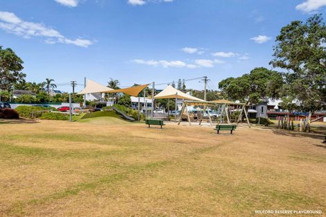 Photo of property in 3/26a Penning Road, Castor Bay, Auckland, 0620