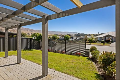 Photo of property in 9 Austral Place, Cromwell, 9310