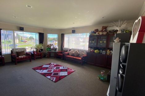 Photo of property in 135 Cyril French Drive, Flat Bush, Auckland, 2016