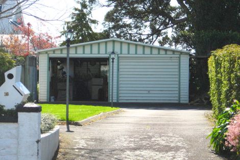 Photo of property in 16 Wallace Place, Westown, New Plymouth, 4310