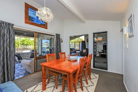 Photo of property in 100 Flaxmere Avenue, Flaxmere, Hastings, 4120