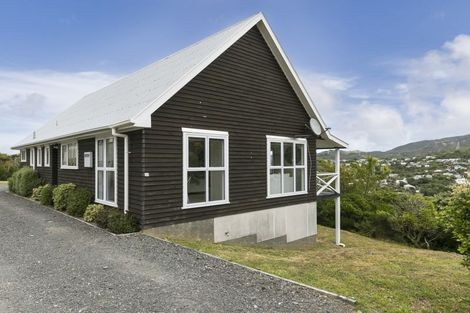 Photo of property in 30 Gaya Grove, Ngaio, Wellington, 6035