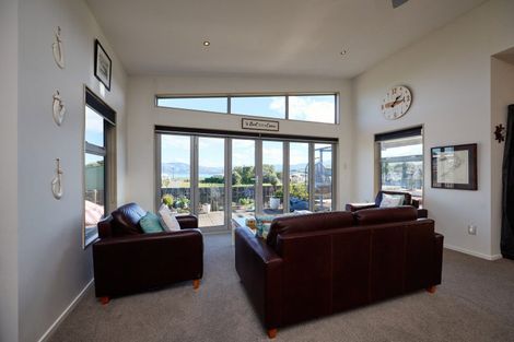 Photo of property in 51 Kotuku Road, South Bay, Kaikoura, 7300