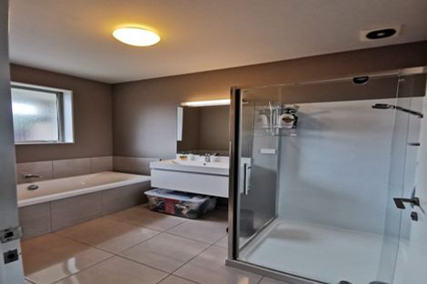 Photo of property in 16 Graycliffe Street, Halswell, Christchurch, 8025