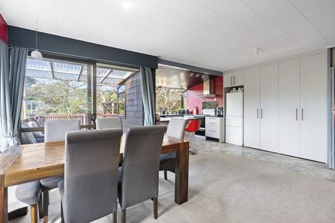 Photo of property in 10 Hillside Crescent, Westown, New Plymouth, 4310