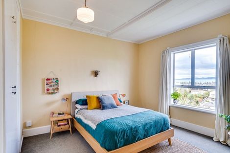 Photo of property in 22 Colenso Avenue, Hospital Hill, Napier, 4110