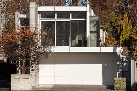 Photo of property in 30 Carlton Mill Road, Merivale, Christchurch, 8014