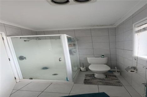 Photo of property in 9 Quibray Place, Botany Downs, Auckland, 2010