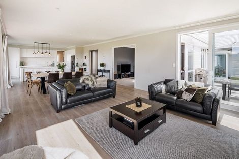 Photo of property in 69 Baxter Michael Crescent, Cambridge, 3434