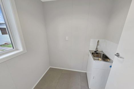 Photo of property in 4 Duckworth Crescent, Greenmeadows, Napier, 4112