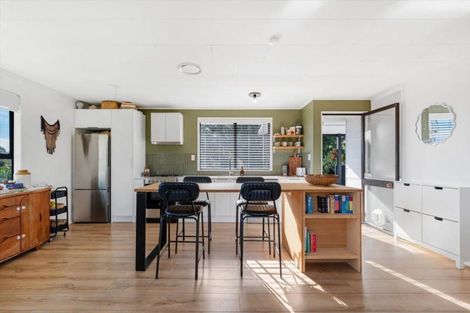 Photo of property in 11 Whenuariri Place, Maketu, Te Puke, 3189