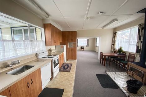 Photo of property in 166 Clyde Street, Balclutha, 9230