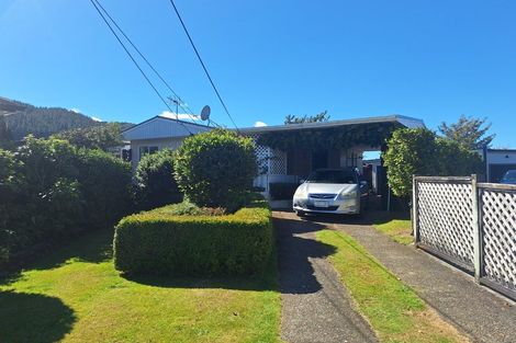 Photo of property in 18 Craig Grove, Elderslea, Upper Hutt, 5018
