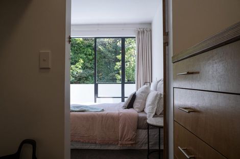 Photo of property in 136 Willis Street, Te Aro, Wellington, 6011