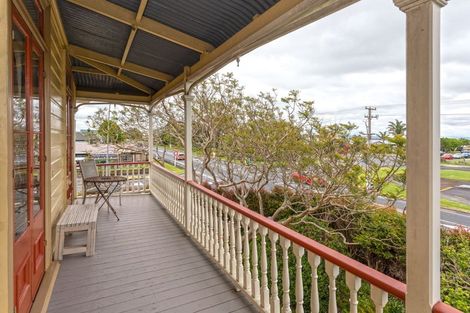 Photo of property in 300 Queen Sh25 Street, Thames, 3500