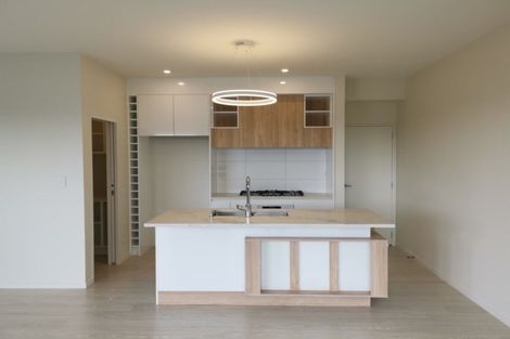 Photo of property in 29 Westgate Drive, Westgate, Auckland, 0614