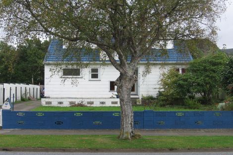 Photo of property in 69 Molesworth Street, Taita, Lower Hutt, 5011