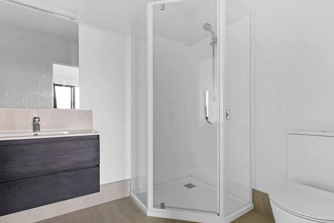 Photo of property in 23/11 Carlos Drive, Flat Bush, Auckland, 2016