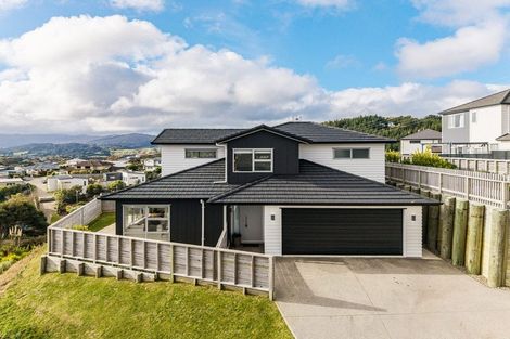 Photo of property in 174 Navigation Drive, Whitby, Porirua, 5024