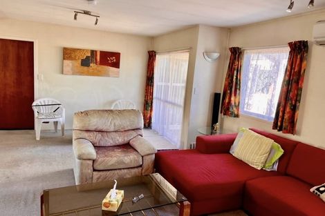 Photo of property in 41 Colchester Crescent, Newlands, Wellington, 6037