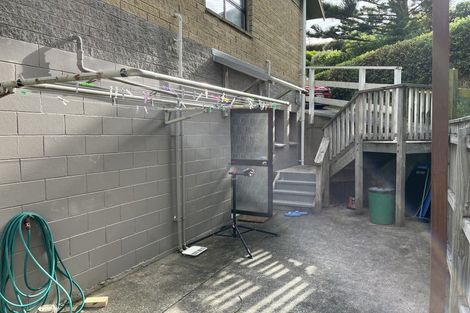 Photo of property in 56 Houghton Bay Road, Houghton Bay, Wellington, 6023