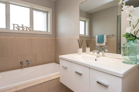 Photo of property in 108a Ranfurly Street, St Albans, Christchurch, 8014