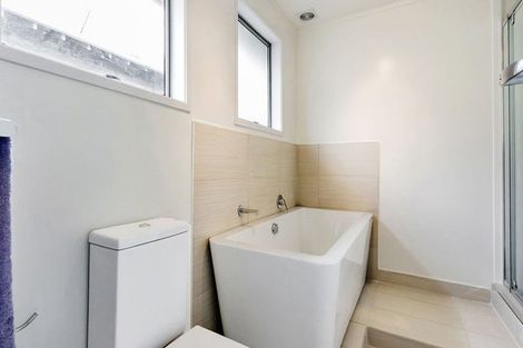 Photo of property in 10/11 Kingsway Avenue, Sandringham, Auckland, 1025