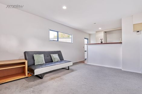 Photo of property in 1/19 Lowtherhurst Road, Massey, Auckland, 0614